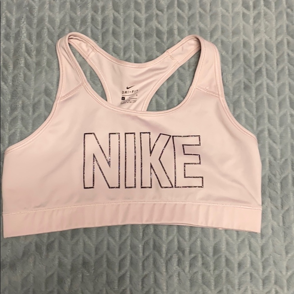 NIKE sports bra